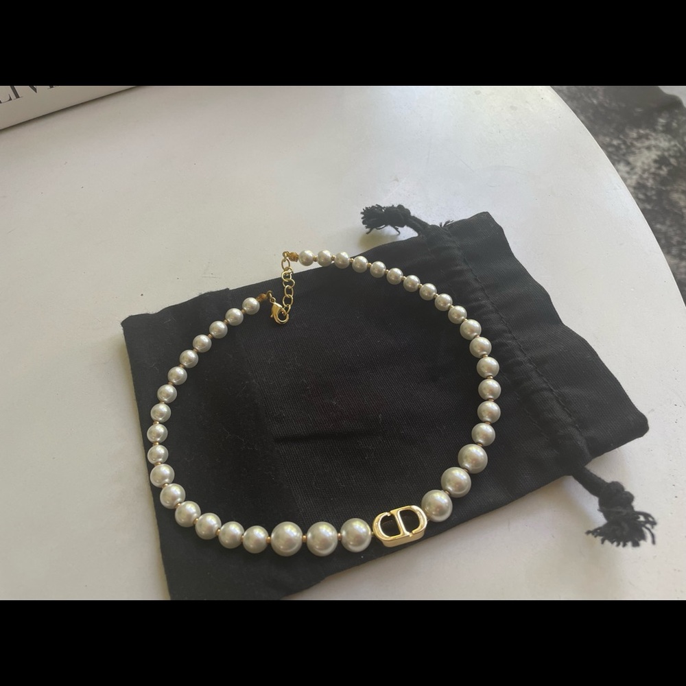 Christian Dior Style Pearl & Gold Choker